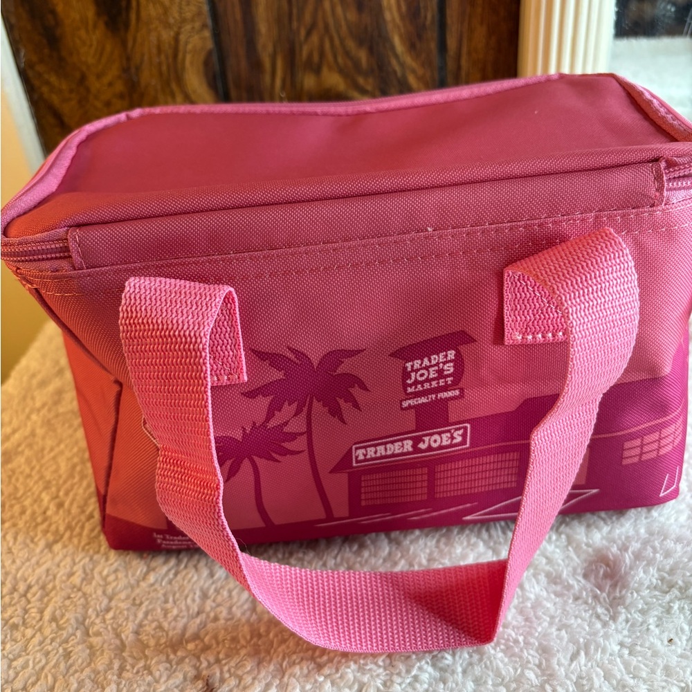 NWT Trader Joe’s insulated Pink Lunch Tote Bag